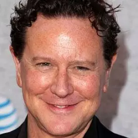 Judge Reinhold net worth