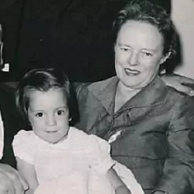 Alma Reville net worth