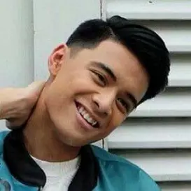 Russell Reyes net worth