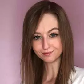 Rhia Official net worth