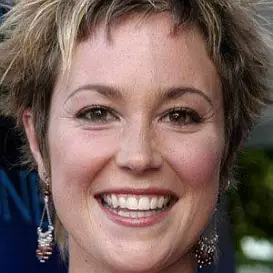Kim Rhodes net worth