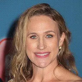 Pamela Ribon net worth