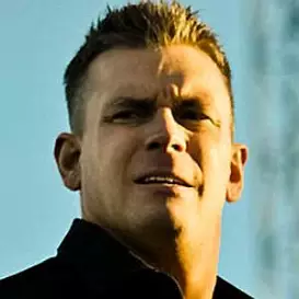 Alex Riley net worth