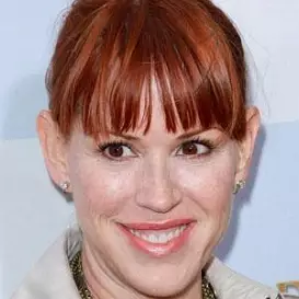 Molly Ringwald net worth