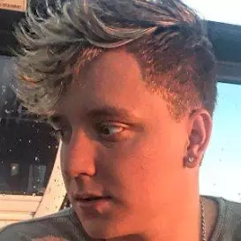 Hunter Roberson net worth