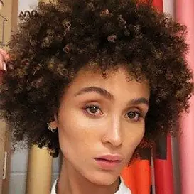 Coryanne Roberts net worth