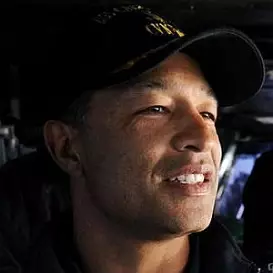 Dave Roberts net worth