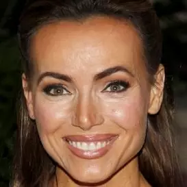 Lisa Robertson net worth