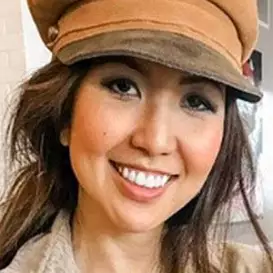 Rebecca Robertson net worth