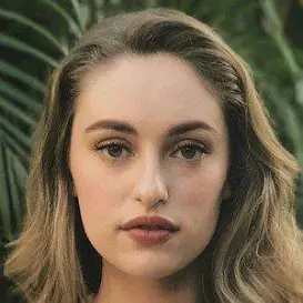 Emma Robinson net worth