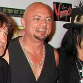 Scott Rockenfield net worth