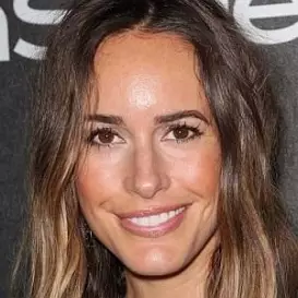 Louise Roe net worth