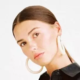 Sophia Roe net worth