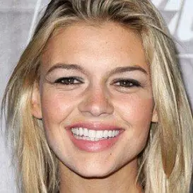 Kelly Rohrbach net worth