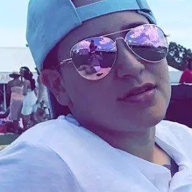 Alize Roman net worth