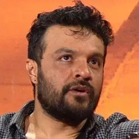Julian Roman net worth