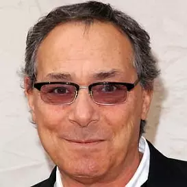 Robert Romanus net worth