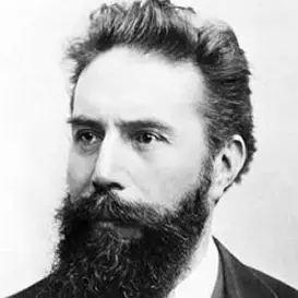 Wilhelm Rontgen net worth