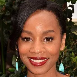 Anika Noni Rose net worth