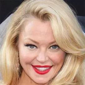 Charlotte Ross net worth