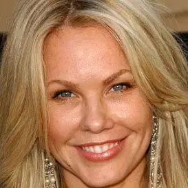 Andrea Roth net worth