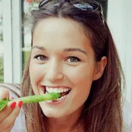 Carly Rothman net worth