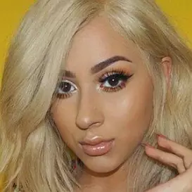 Annette Ruiz net worth