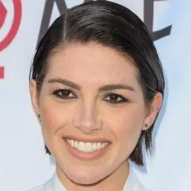 Lauren Bedford Russell net worth