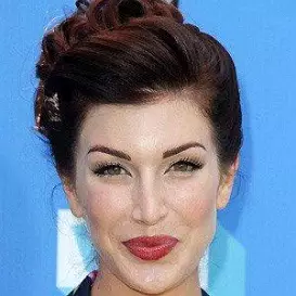 Stevie Ryan net worth