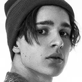 Saint Rumm net worth