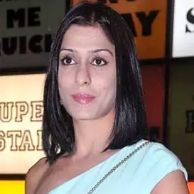 Shilpa Saklani net worth