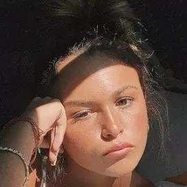 Mia Salazar net worth