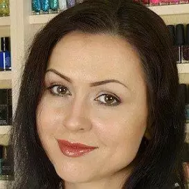 Sveta Sanders net worth