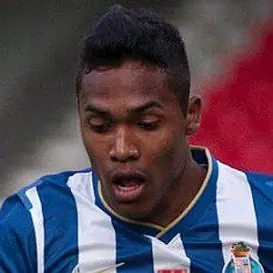 Alex Sandro net worth