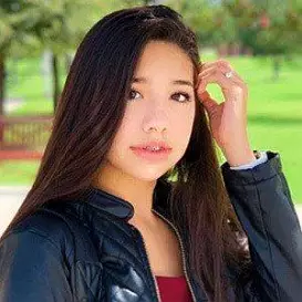 SarahGrace net worth