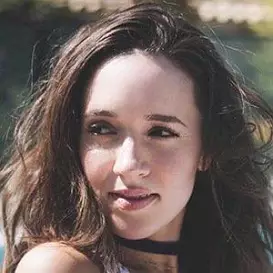 Kalomira Sarantis net worth