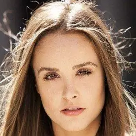 Savina Nicole net worth