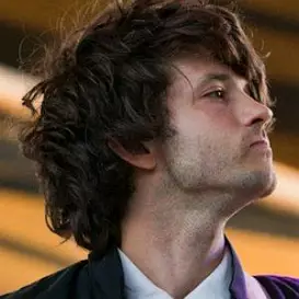 Alex Scally net worth