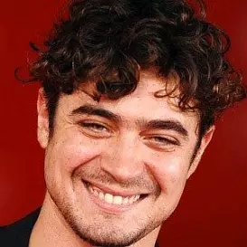 Riccardo Scamarcio net worth