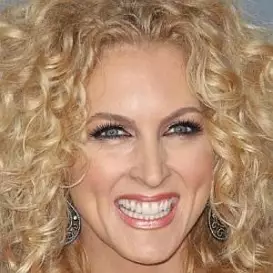 Kimberly Schlapman net worth