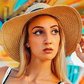 Enrica Sciarretta net worth