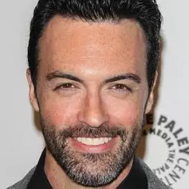 Reid Scott net worth