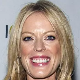Sherie Rene Scott net worth