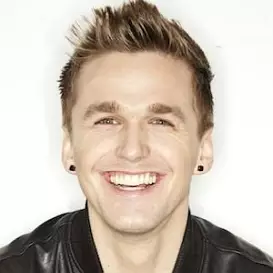 Aaron Scott net worth