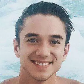 Daniel Seavey net worth