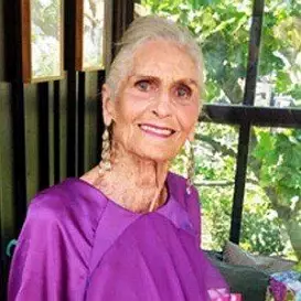 Daphne Selfe net worth