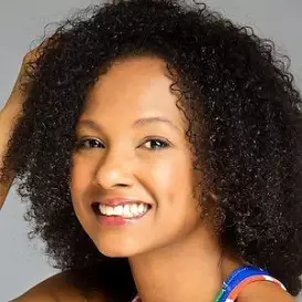 Indhira Serrano net worth