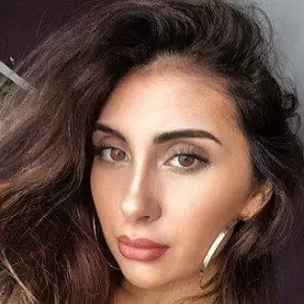 Deniz Sevval net worth