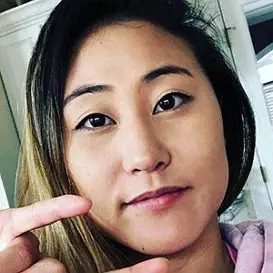 Lizzy Sharer net worth