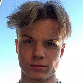 Lewis Sharp net worth